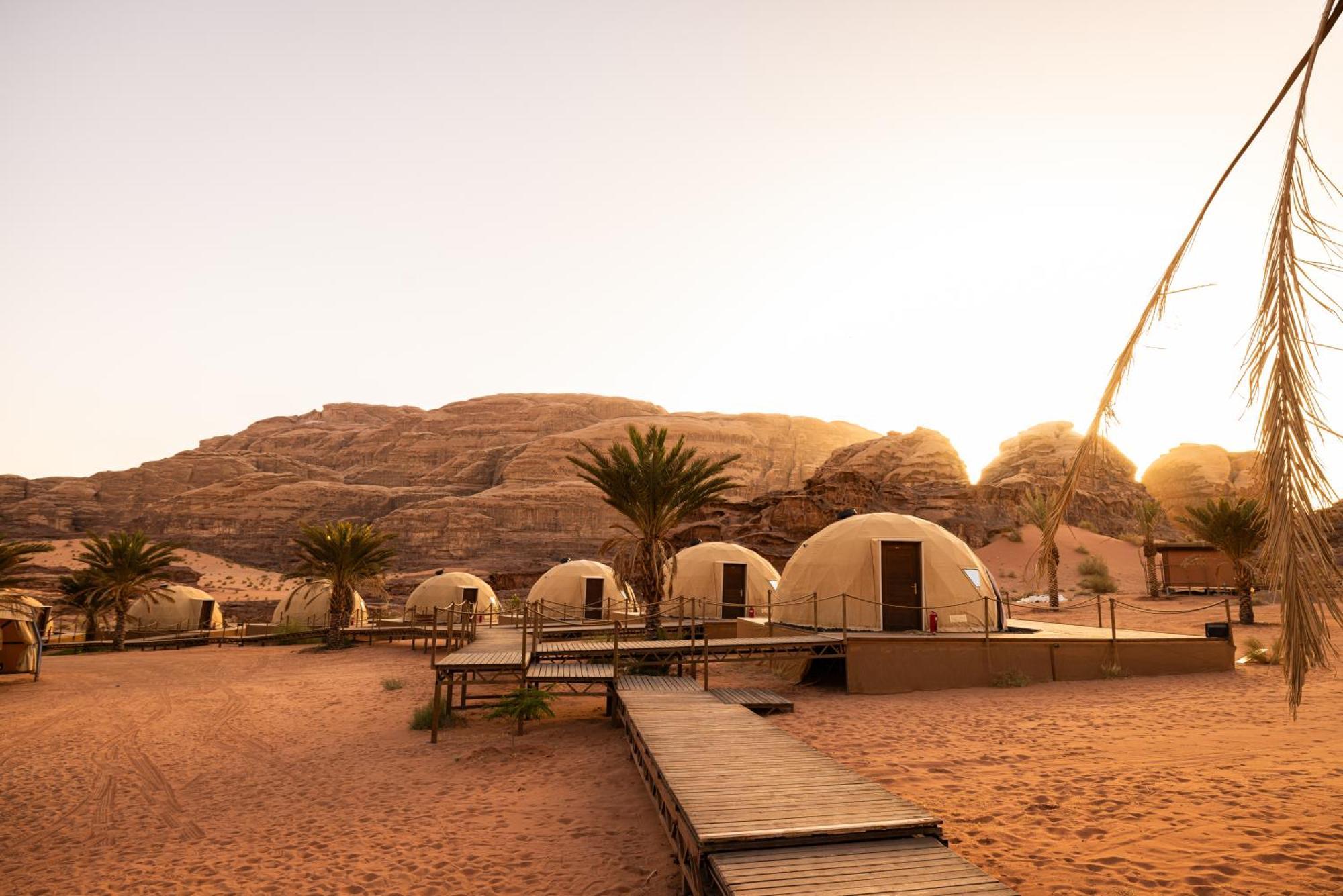 Palmera Camp Wadi Rum Exterior photo